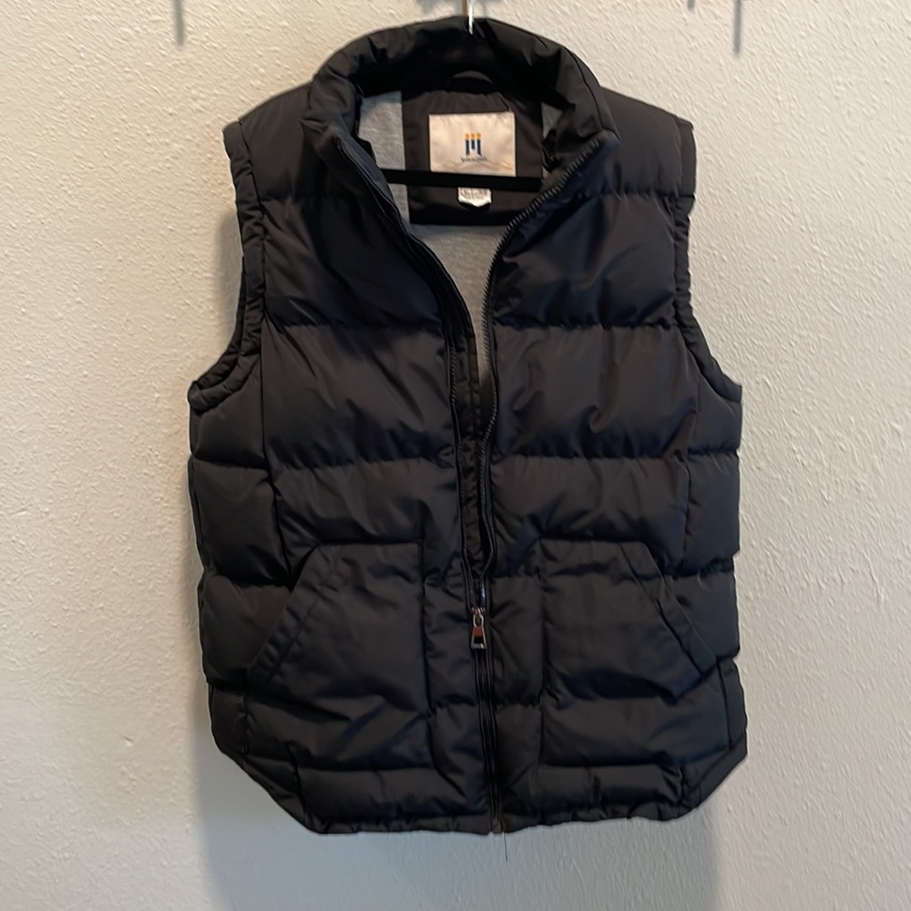 Black Puffer Vest Size 10/12 - Picture 8 of 12